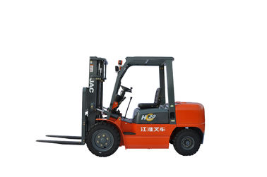 Heavy Duty Diesel Forklift Truck 3 Ton Counterbalanced Small Overall Dimension supplier