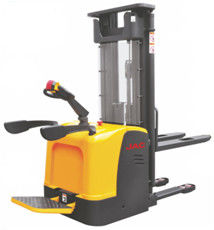 China CDDR15 1.5 Ton Electric Stacker Truck Riding Type 2.5m - 5.6m Lift Height exporter