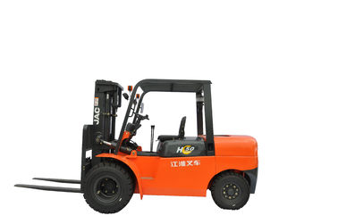 China Diesel Powered Heavy Duty Forklift , Load Capacity 6 Ton Forklift 3m - 6m Lift Height factory